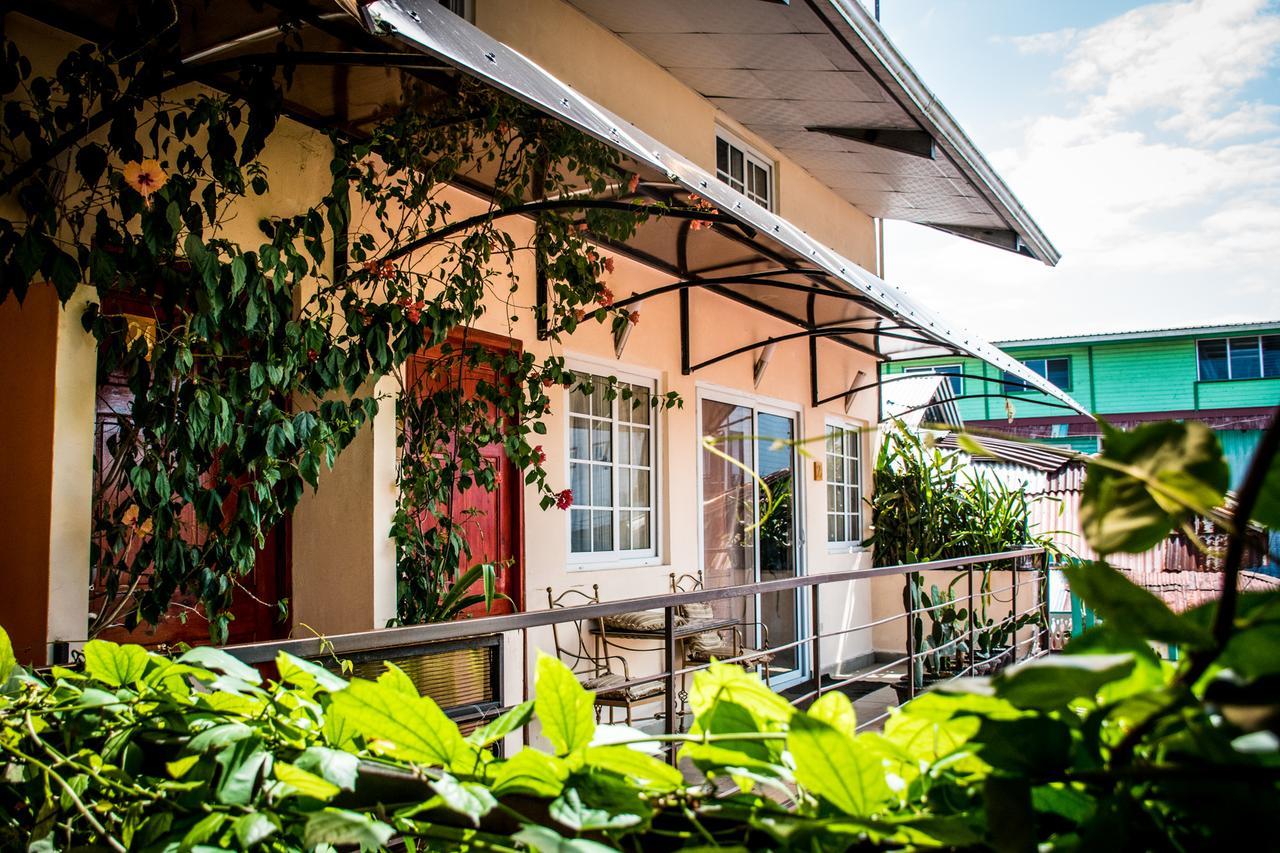 Sun Havens Apartments & Suites Bocas Town Luaran gambar